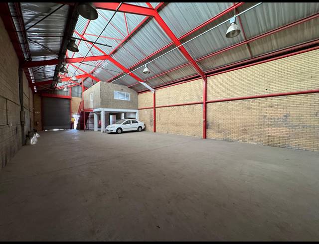 289M² WAREHOUSE TO LET IN ROBERTVILLE